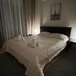 Markopoulosapartments Apartment