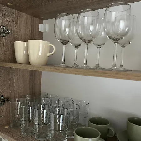 Markopoulosapartments דירה ניאה מודאניה